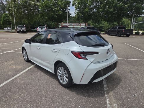 Used 2025 Toyota Corolla SE FWD image 5