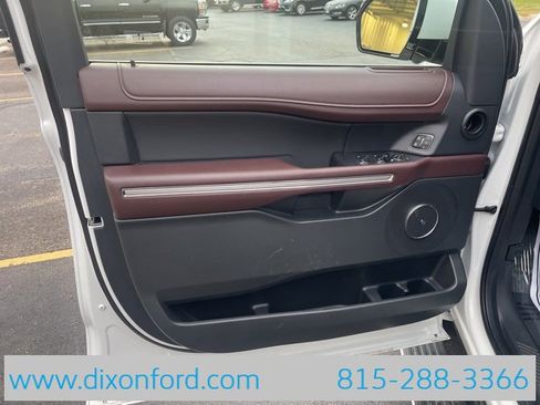 Used 2024 Ford Expedition Max Limited image 25