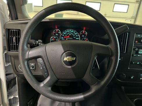 Used 2024 Chevrolet Express 2500 Work Van w/ Driver Convenience Package image 17