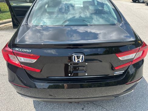 Used 2022 Honda Accord Touring image 14