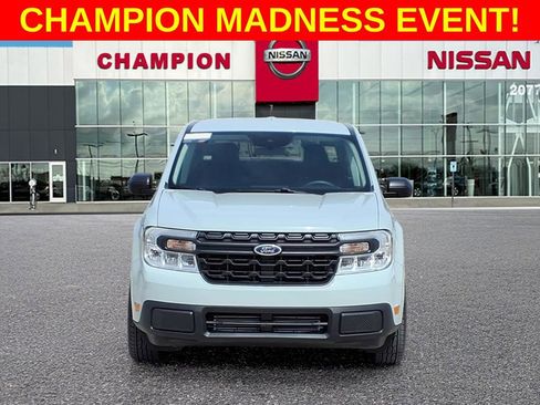 Used 2024 Ford Maverick XL image 2