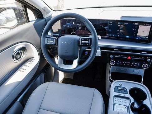 New 2026 Hyundai Ioniq 9 Limited AWD/4WD image 17
