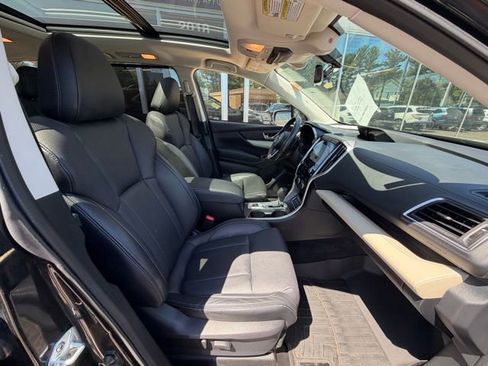 Used 2022 Subaru Ascent Limited w/ Technology Package AWD/4WD image 11