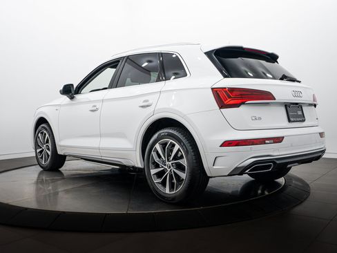 Certified 2023 Audi Q5 2.0T Premium Plus w/ Premium Plus Package AWD/4WD image 5
