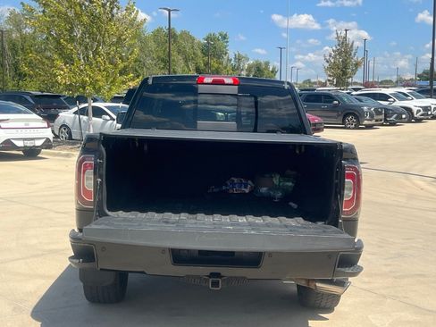 Used 2018 GMC Sierra 1500 Denali w/ Denali Ultimate Package AWD/4WD image 14