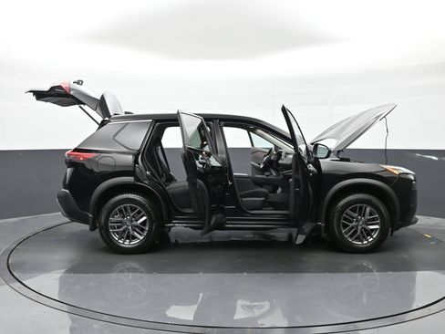 Used 2023 Nissan Rogue S AWD/4WD image 47