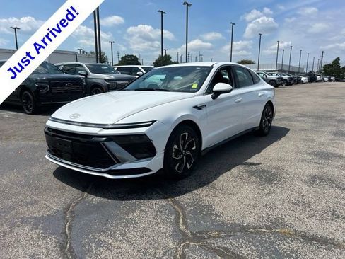 Used 2025 Hyundai Sonata SEL FWD image 7