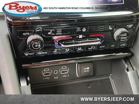 New 2025 Jeep Grand Cherokee Altitude image 25