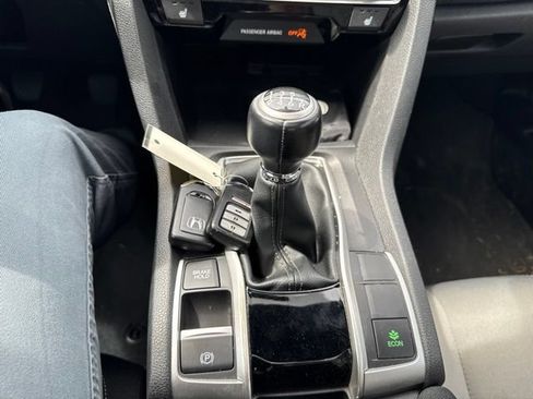Used 2018 Honda Civic EX-T image 18