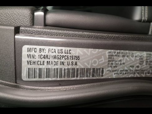 Used 2023 Jeep Grand Cherokee Altitude AWD/4WD image 30