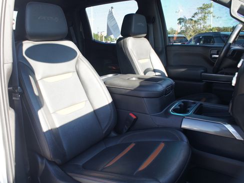 Used 2021 GMC Sierra 1500 AT4 w/ AT4 Premium Package image 23