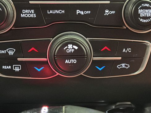 Used 2022 Dodge Charger Scat Pack RWD image 18