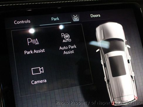 Used 2025 Cadillac Escalade ESV Sport Platinum w/ LPO, ONYX Package image 36