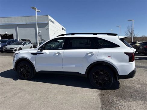 New 2026 Kia Sorento SX image 8