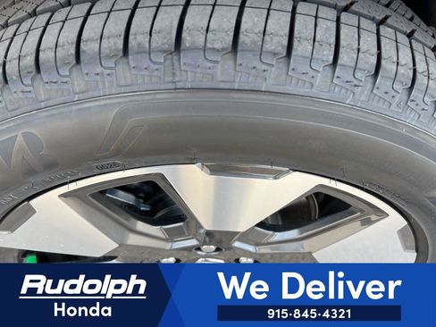 New 2026 Honda Pilot Touring image 30