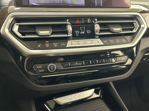 Used 2023 BMW X3 xDrive30i w/ Premium Package image 19