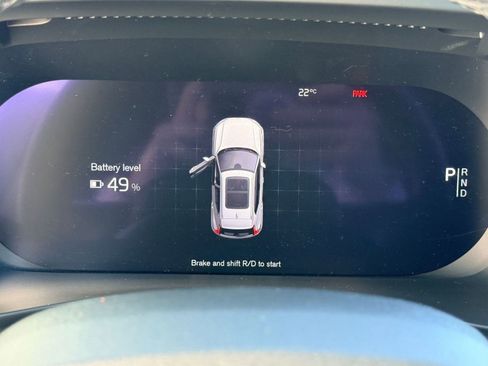 Certified 2023 Volvo XC40 Recharge Ultimate image 17