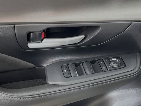 New 2026 Toyota Grand Highlander XLE image 14