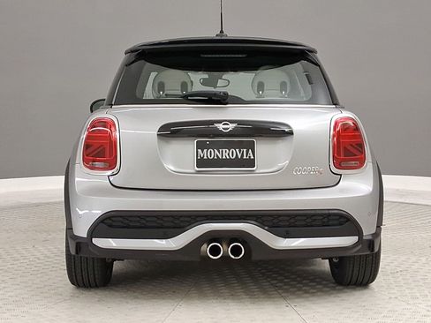 Used 2024 MINI Cooper S FWD image 10