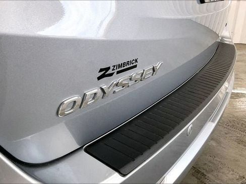 Certified 2026 Honda Odyssey Touring image 9