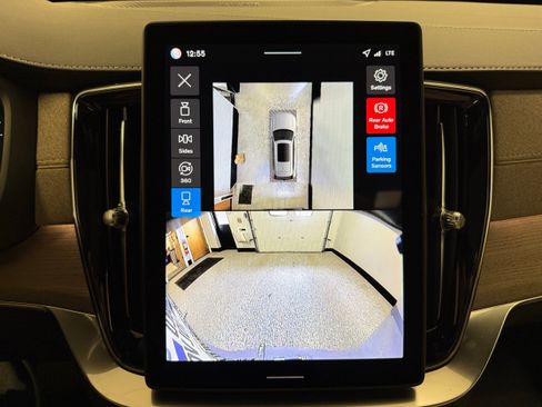 Used 2026 Volvo XC90 B6 Ultra w/ Protection Package Premier image 22