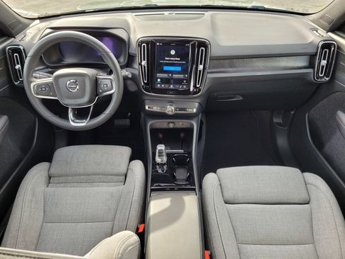 Certified 2023 Volvo XC40 Recharge Ultimate image 13