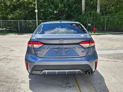 Used 2020 Toyota Corolla SE FWD image 3