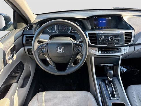 Used 2013 Honda Accord LX image 21