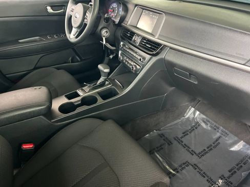 Used 2018 Kia Optima LX image 15
