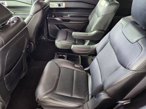 Used 2020 Ford Explorer ST w/ Premium Technology Package AWD/4WD image 14
