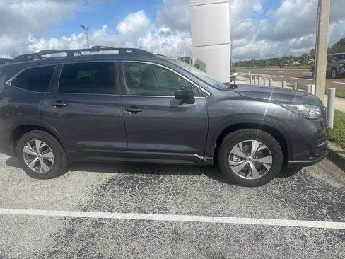 Used 2021 Subaru Ascent Premium w/ Convenience Package AWD/4WD image 4