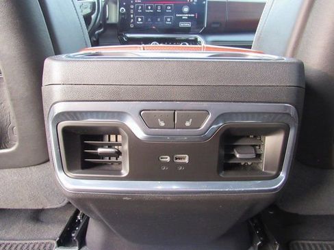 Used 2024 GMC Sierra 2500 Denali Ultimate image 31