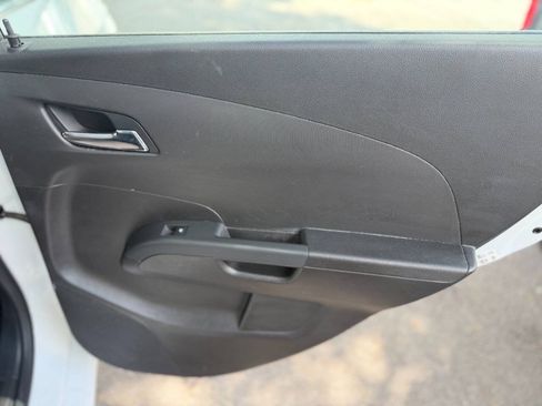 Used 2015 Chevrolet Sonic LTZ FWD image 43