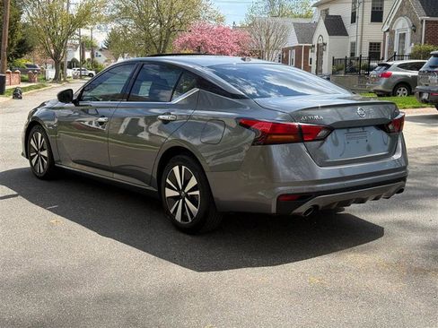 Used 2020 Nissan Altima 2.5 SL FWD image 7