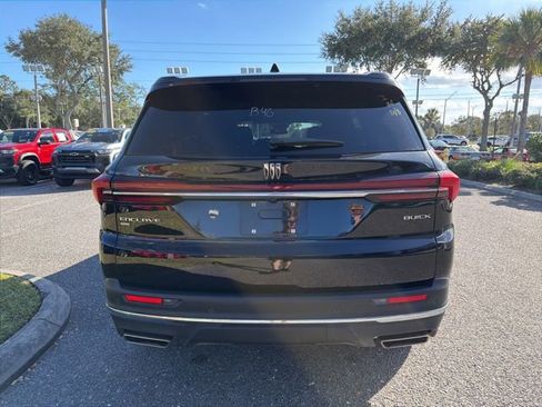 Certified 2025 Buick Enclave Preferred image 6