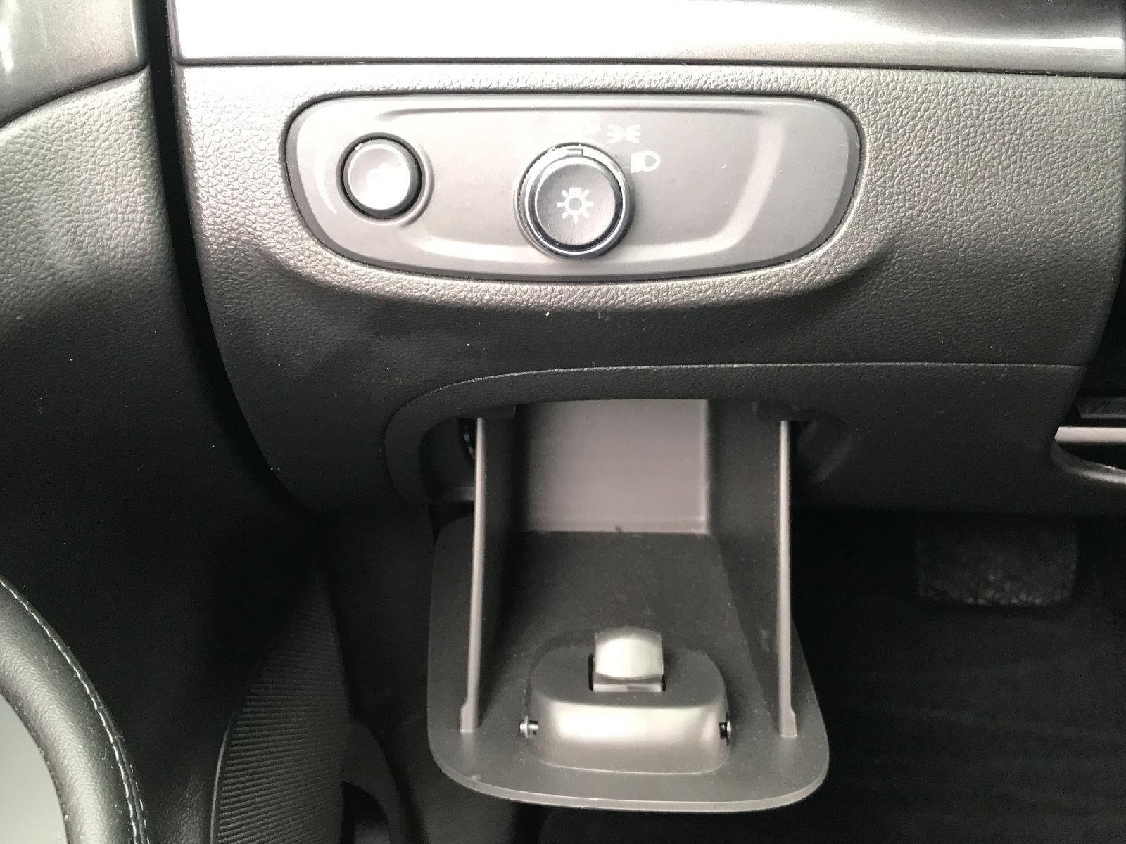 Used 2019 Buick Encore Preferred FWD image 16