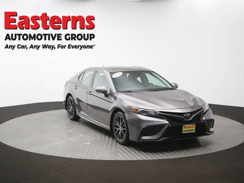 Used 2024 Toyota Camry SE w/ Cold Weather Package FWD image 46