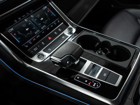 Used 2023 Audi Q8 Premium Plus AWD/4WD image 24