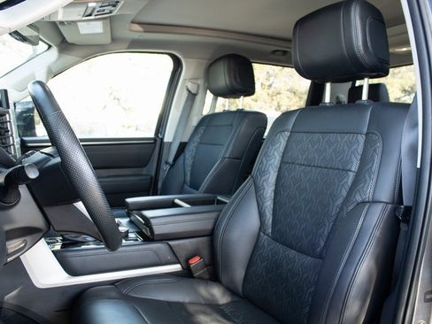 Used 2024 Toyota Tundra Limited image 7