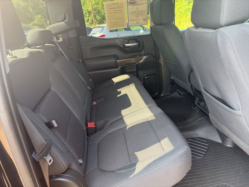 Used 2022 Chevrolet Silverado 1500 RST AWD/4WD image 13