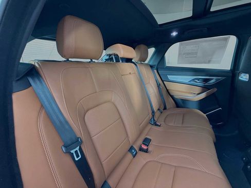 New 2026 Jaguar F-PACE R-Dynamic S image 27