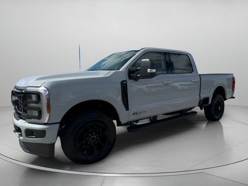 New 2026 Ford F250 XLT w/ XLT Premium Package image 9