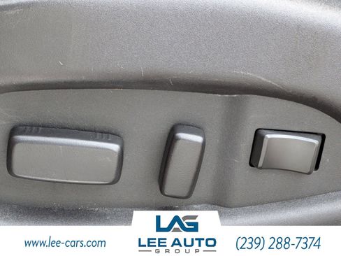 Used 2016 Cadillac SRX Luxury w/ Driver Awareness Package FWD image 19