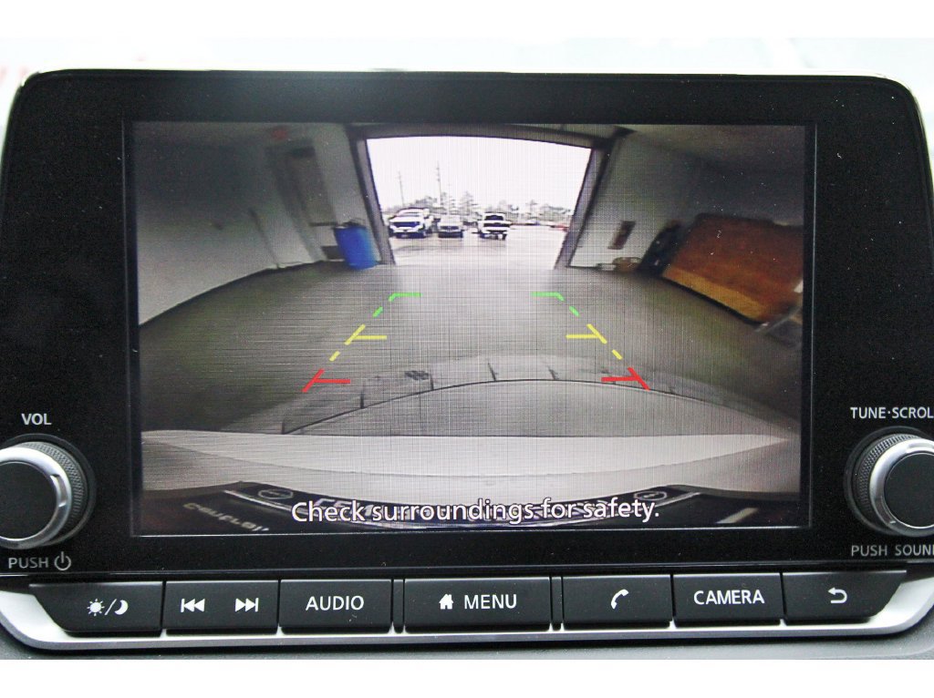 Certified 2025 Nissan Rogue S FWD image 23