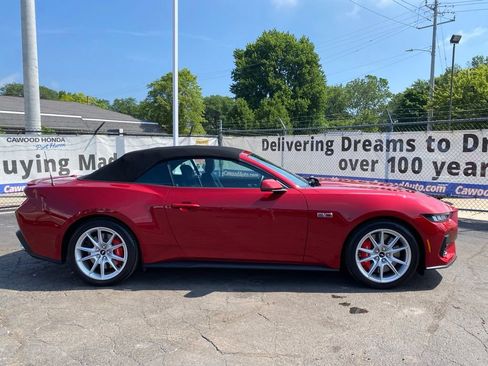 Used 2024 Ford Mustang GT Premium RWD image 27