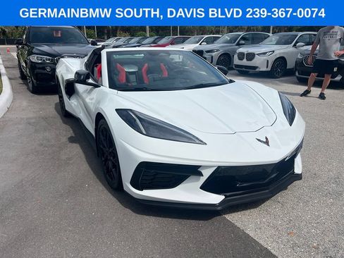 Used 2024 Chevrolet Corvette Stingray Preferred Conv w/ Z51 Performance Package RWD image 4