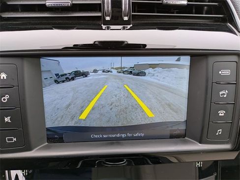 Used 2018 Jaguar XE Premium image 14