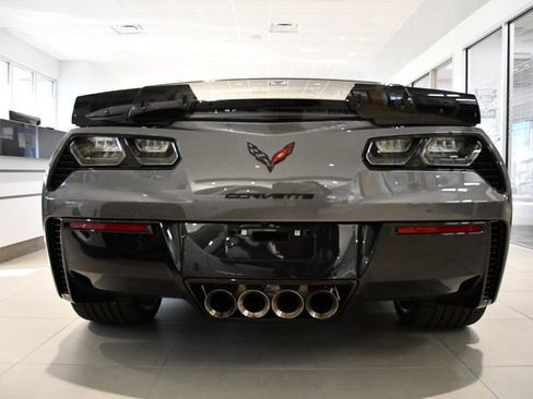 Used 2015 Chevrolet Corvette Z06 w/ Z07 Performance Package image 6
