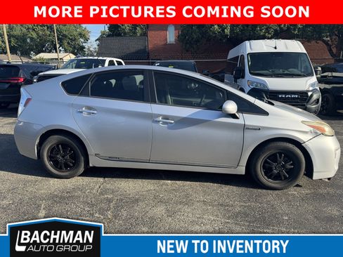 Used 2012 Toyota Prius Three FWD image 9
