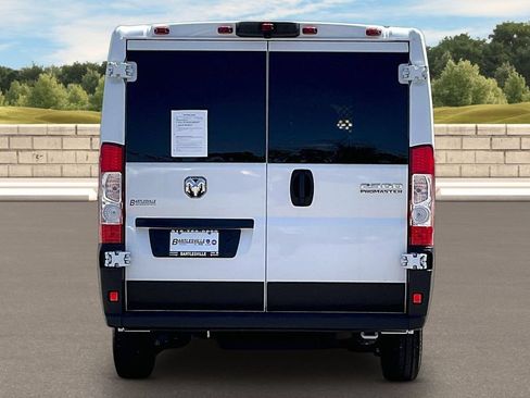 Used 2025 RAM ProMaster 2500 w/ U-Haul Equipment Group FWD image 4